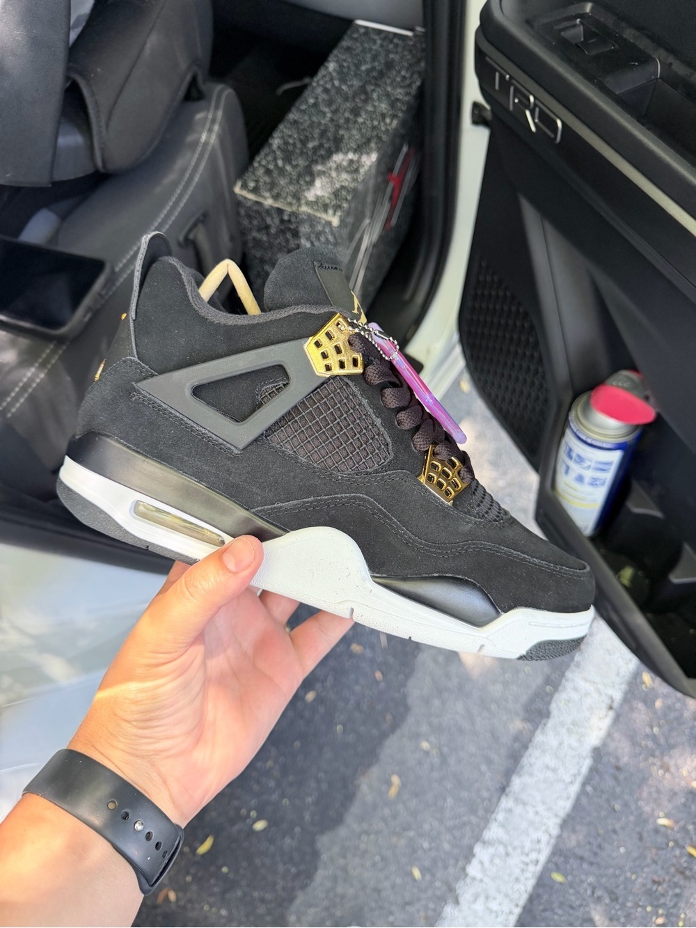Jordan retro 4 royalty